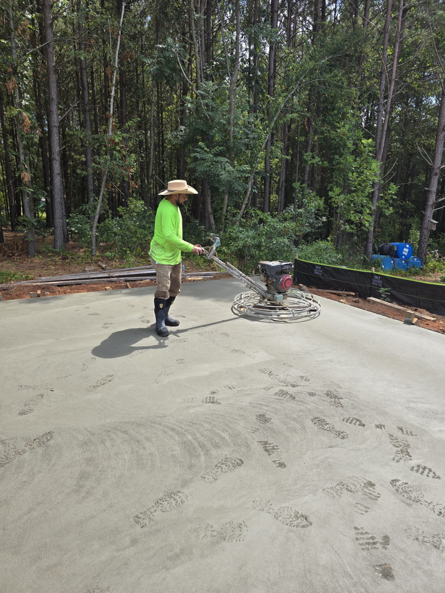 Hand-Troweled Slab Finish