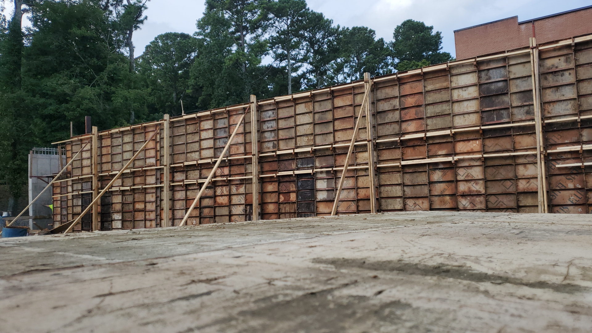 JAM formwork for cast-in-place concrete walls
