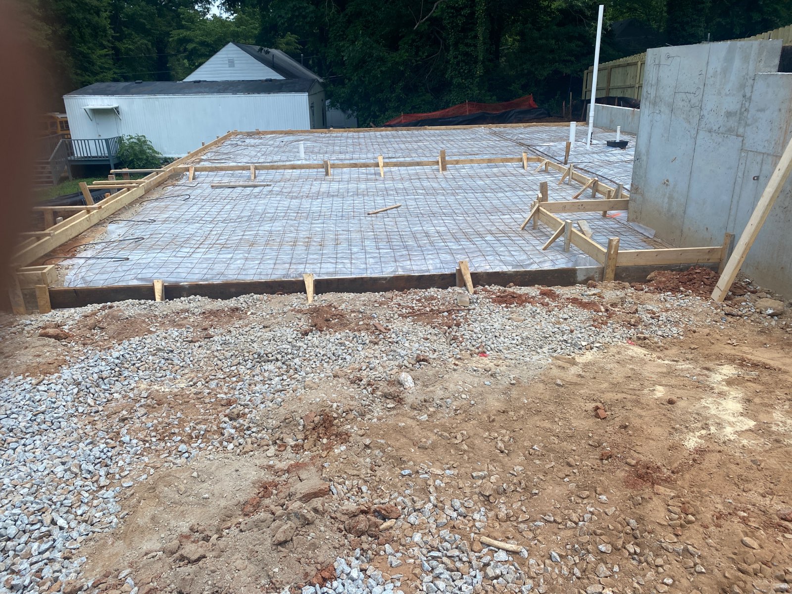 Slab Prep — Vapor Barrier & Mesh